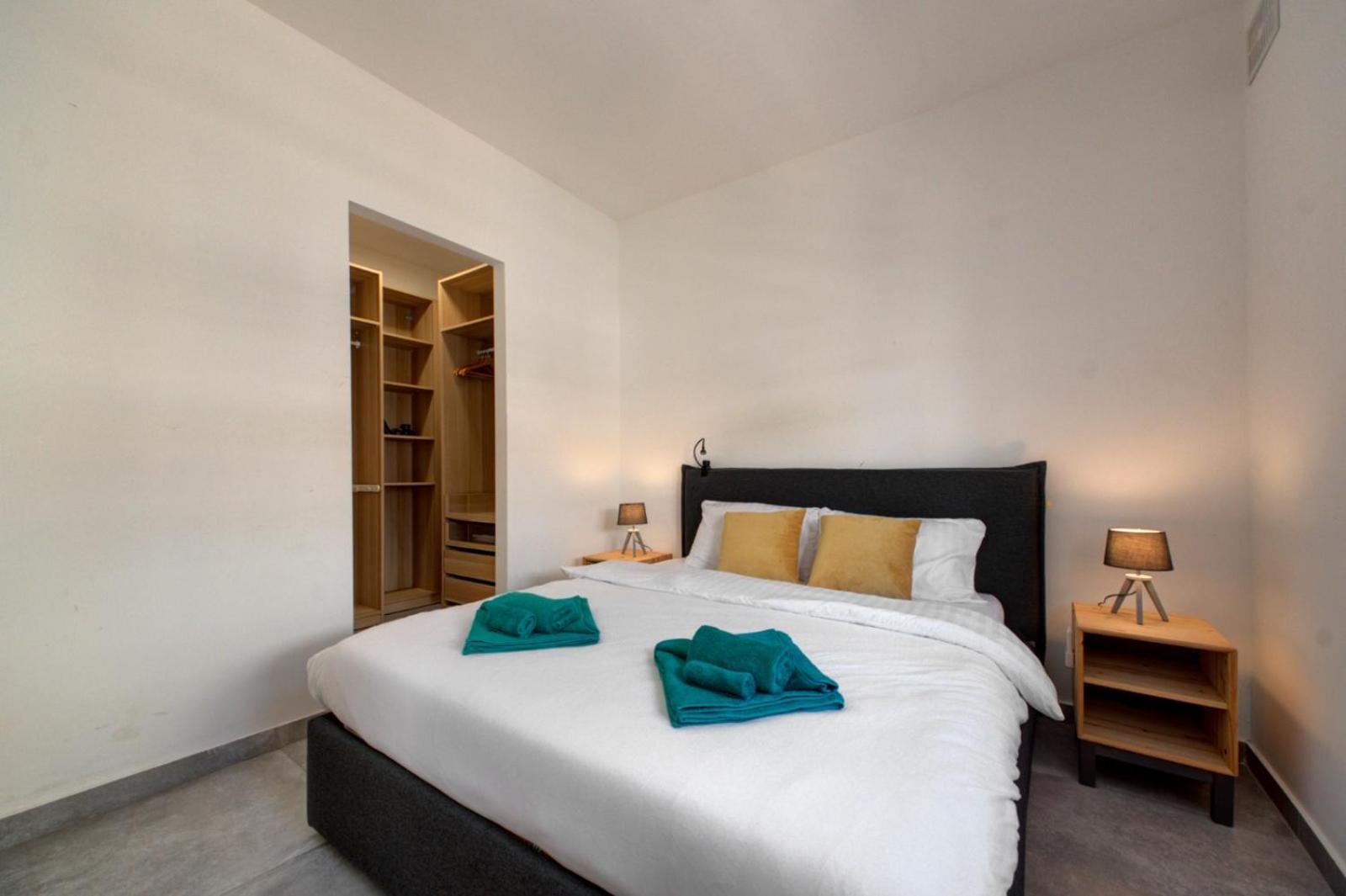 Modern Sliema Apartment Near Sea エクステリア 写真